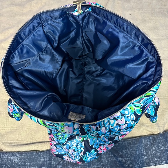 Lilly Pulitzer Polly Puffer Tote Bag - High Tide Navy - Picture 3 of 3